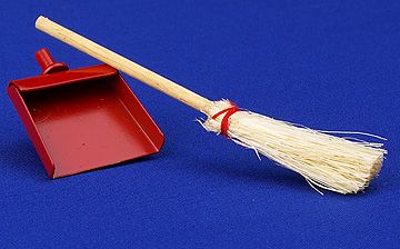 Dustpan & Brush Set