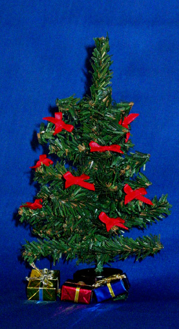 Christmas Tree - with bows